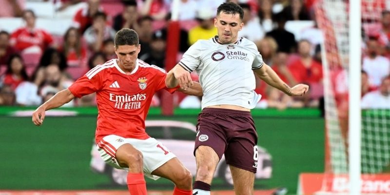 Hearts vs Benfica có khoảng cách lớn sau lượt đi