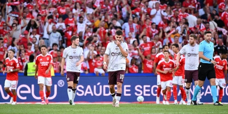Hearts vs Benfica có sự khác biệt lớn về phong độ
